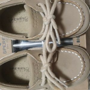Girls Sperry shoes